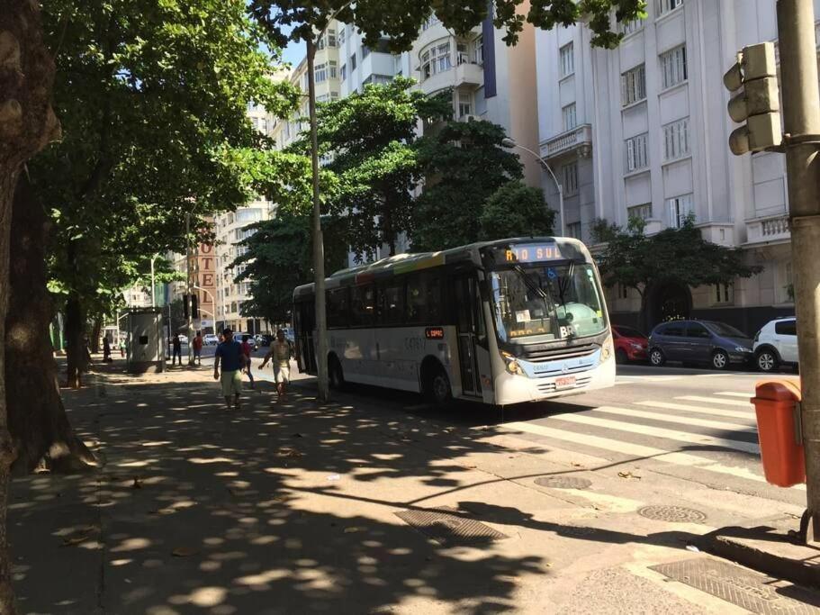 Апартаменты Flor De Copacabana - 4 Pessoas, Praia E Privativo Рио-де-Жанейро Экстерьер фото